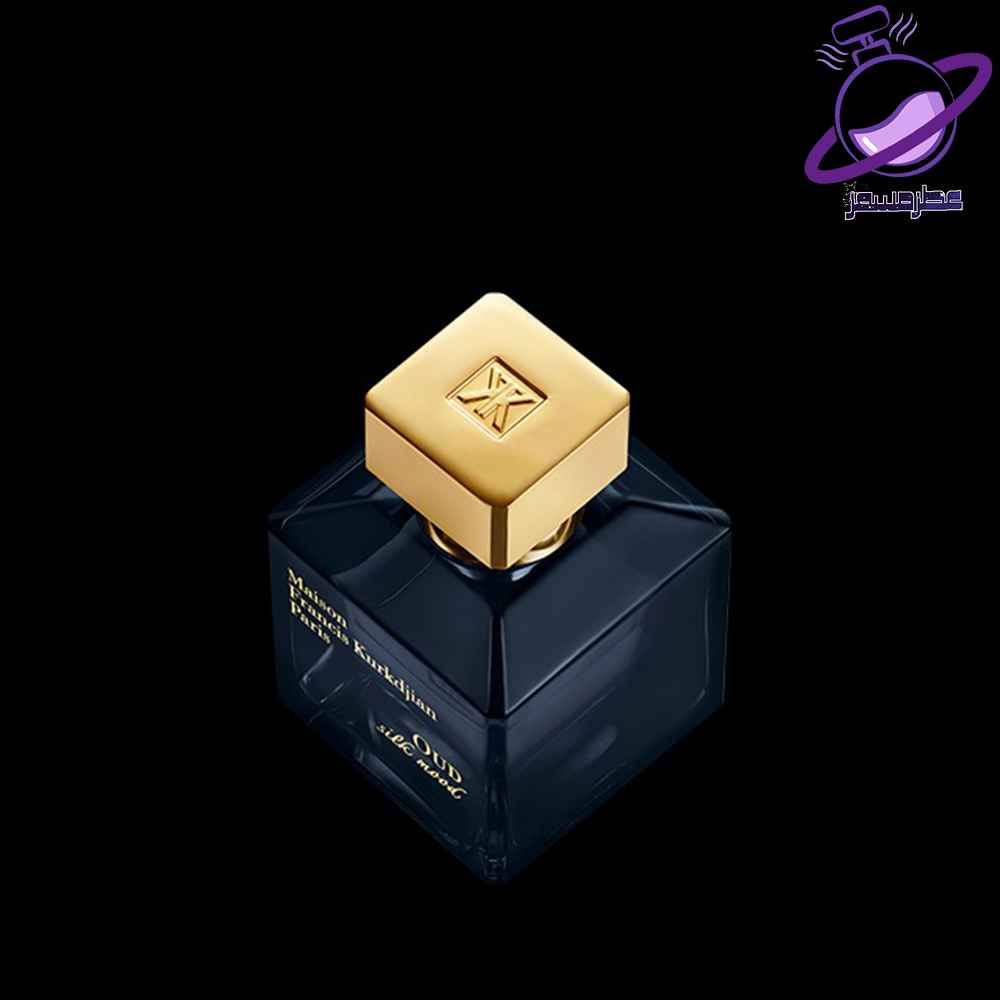 باکارات رژ مشکی 12 باکارات رژ مشکی