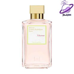 باکارات رژ صورتی