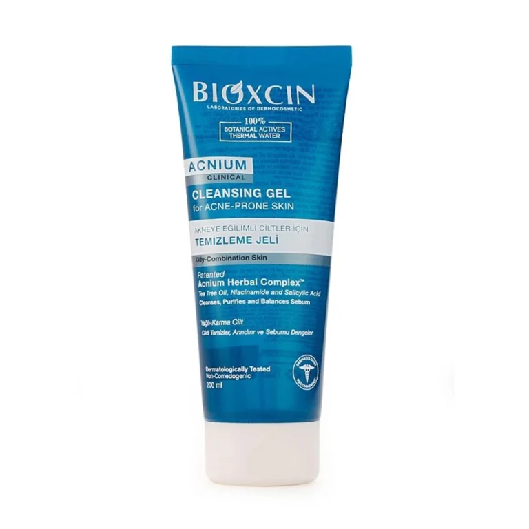 ژل شست و شوی صورت بیوکسین Acnium Clinical