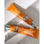 کرم ضد آفتاب رنگی کلینیک مدل SUPERDEFENSE حاوی SPF 50
